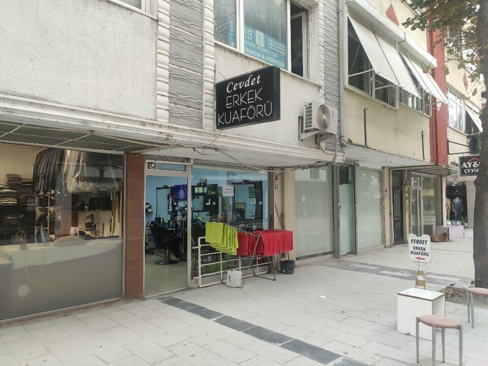 Hairdresser Cevdet Erkek Kuaforu Cevdet Sasi, Istanbul, photo