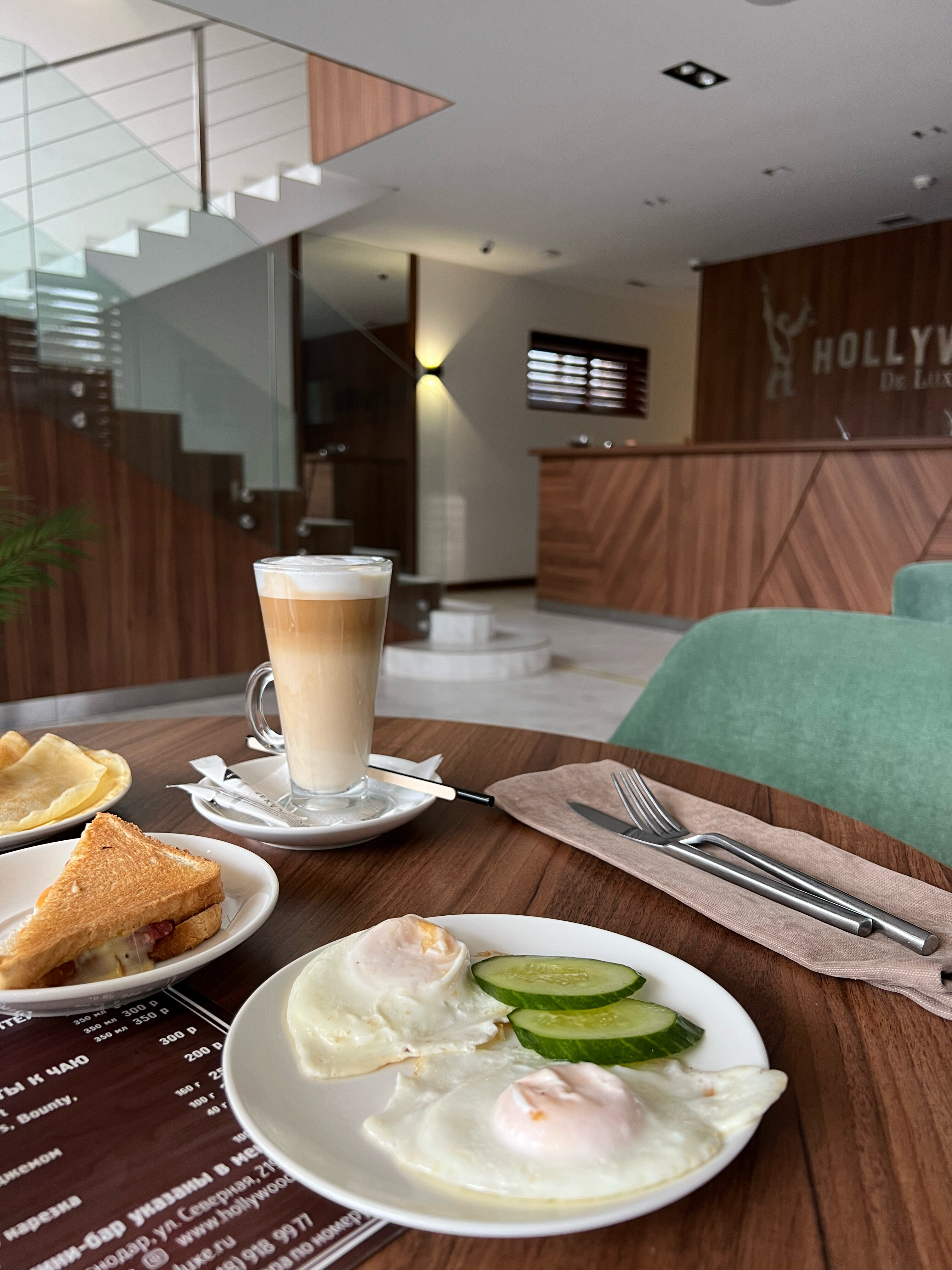 Фото Hollywood De Luxe