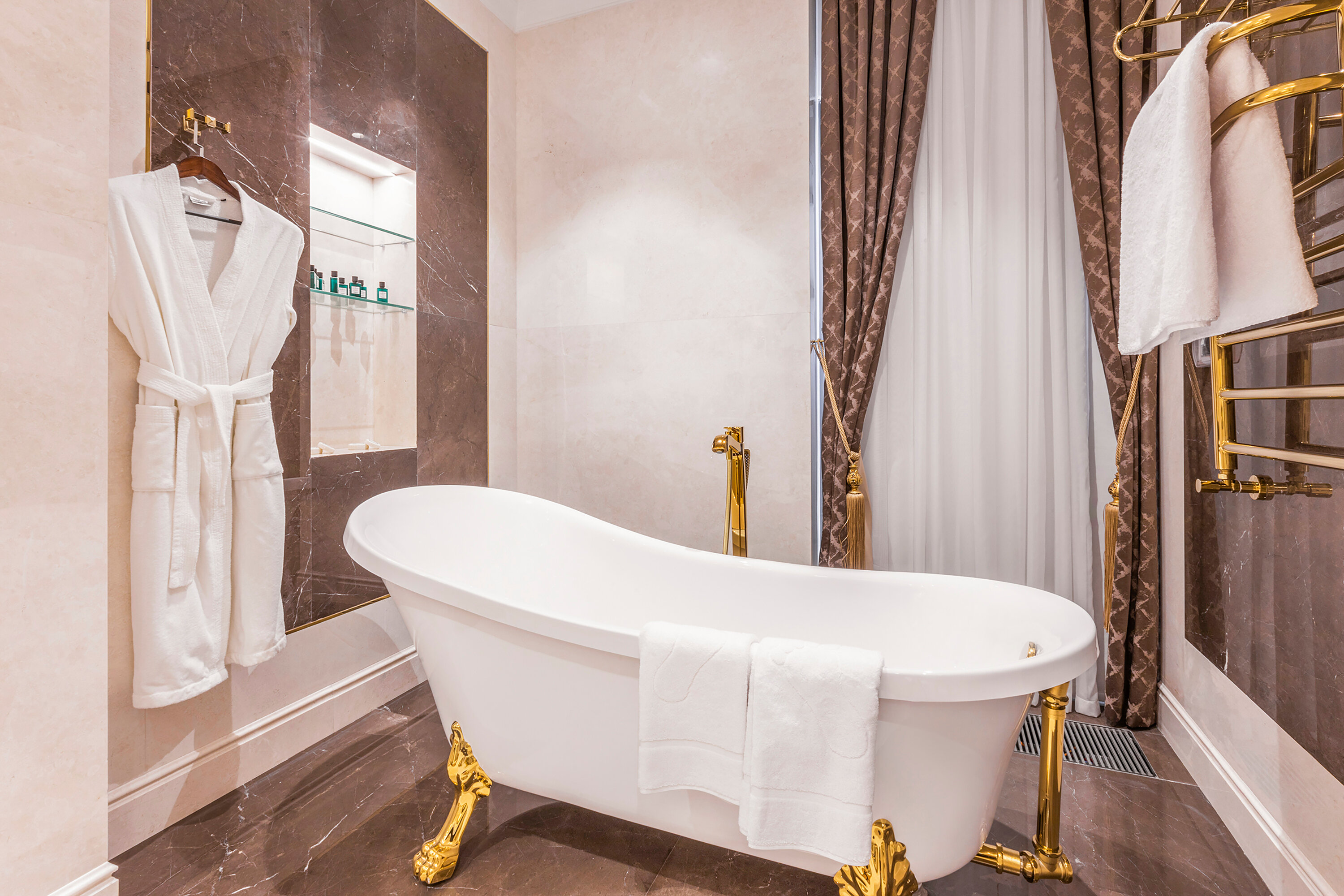 Фото Hilton Garden Inn Afrosiyob