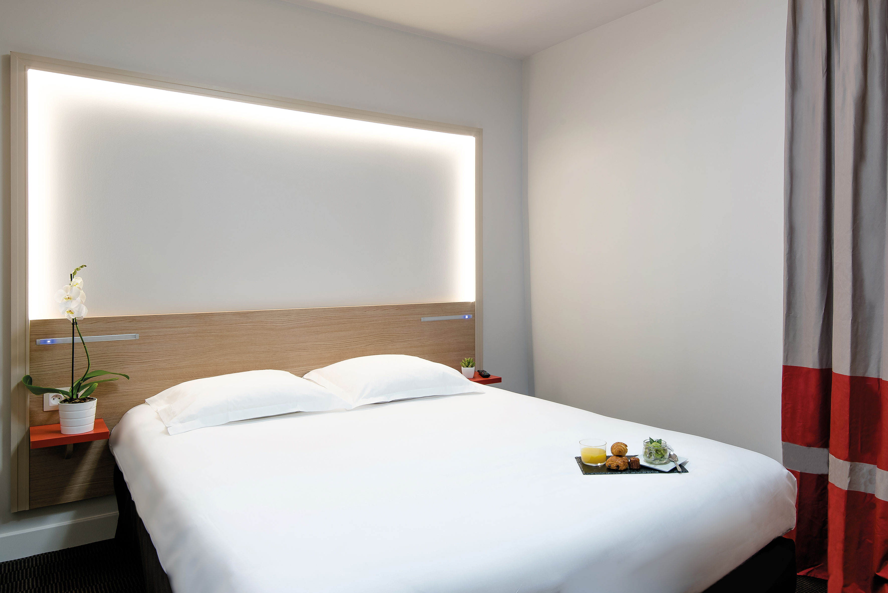 Фото AppartCity Confort Bordeaux Chartrons