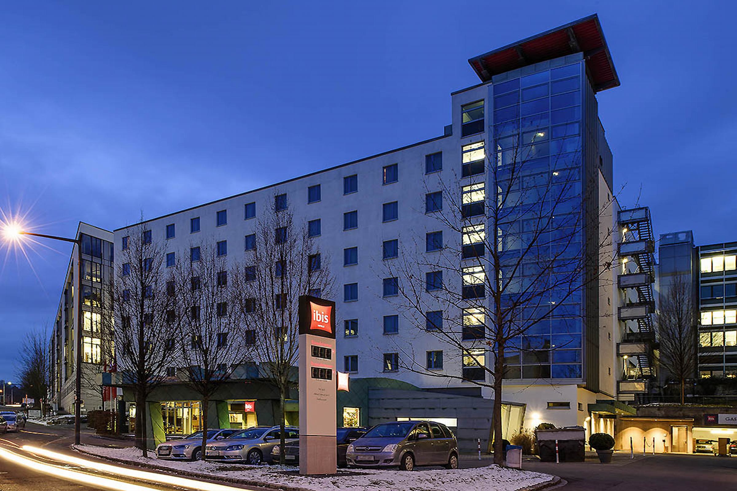 Фото McDreams Hotel Stuttgart City