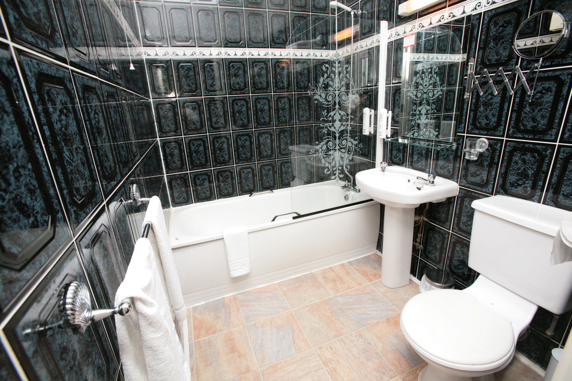 Фото Embassy Apartments