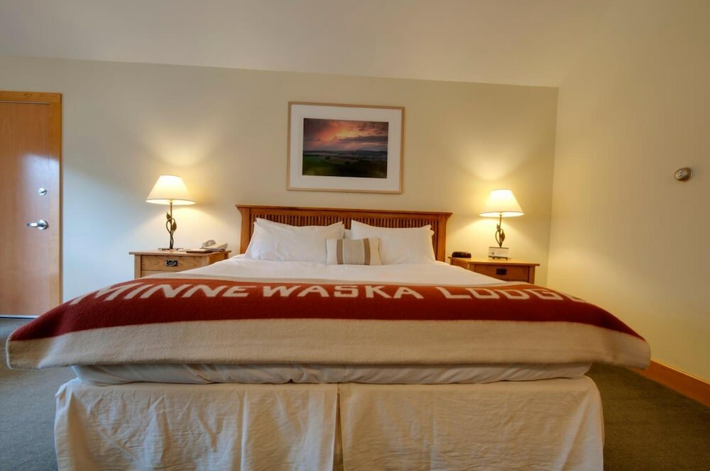 Фото Minnewaska Lodge