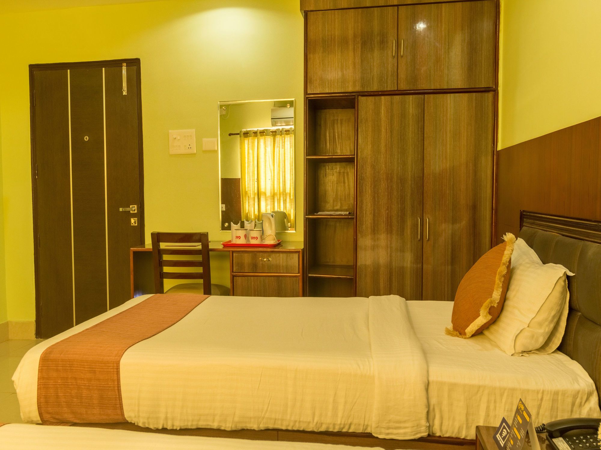 Фото Hotel Grand Majesty