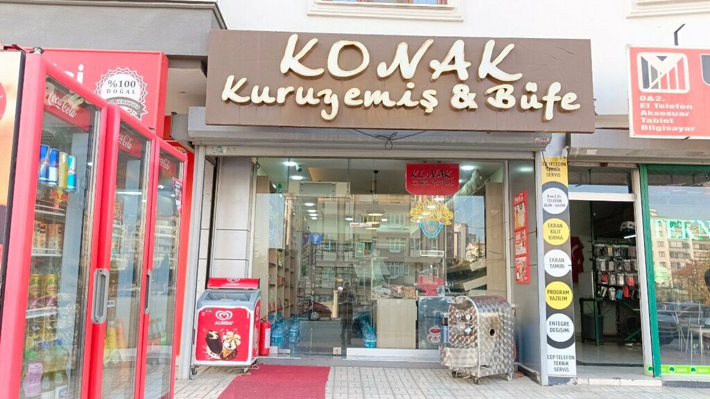 Nuts, snacks, dried fruits Konak Nuts, Konya, photo