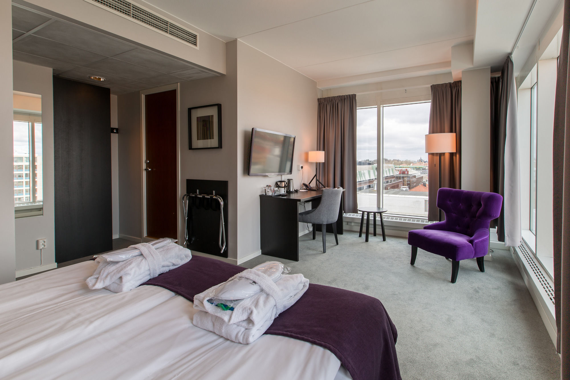 Фото Best Western Plus Plaza