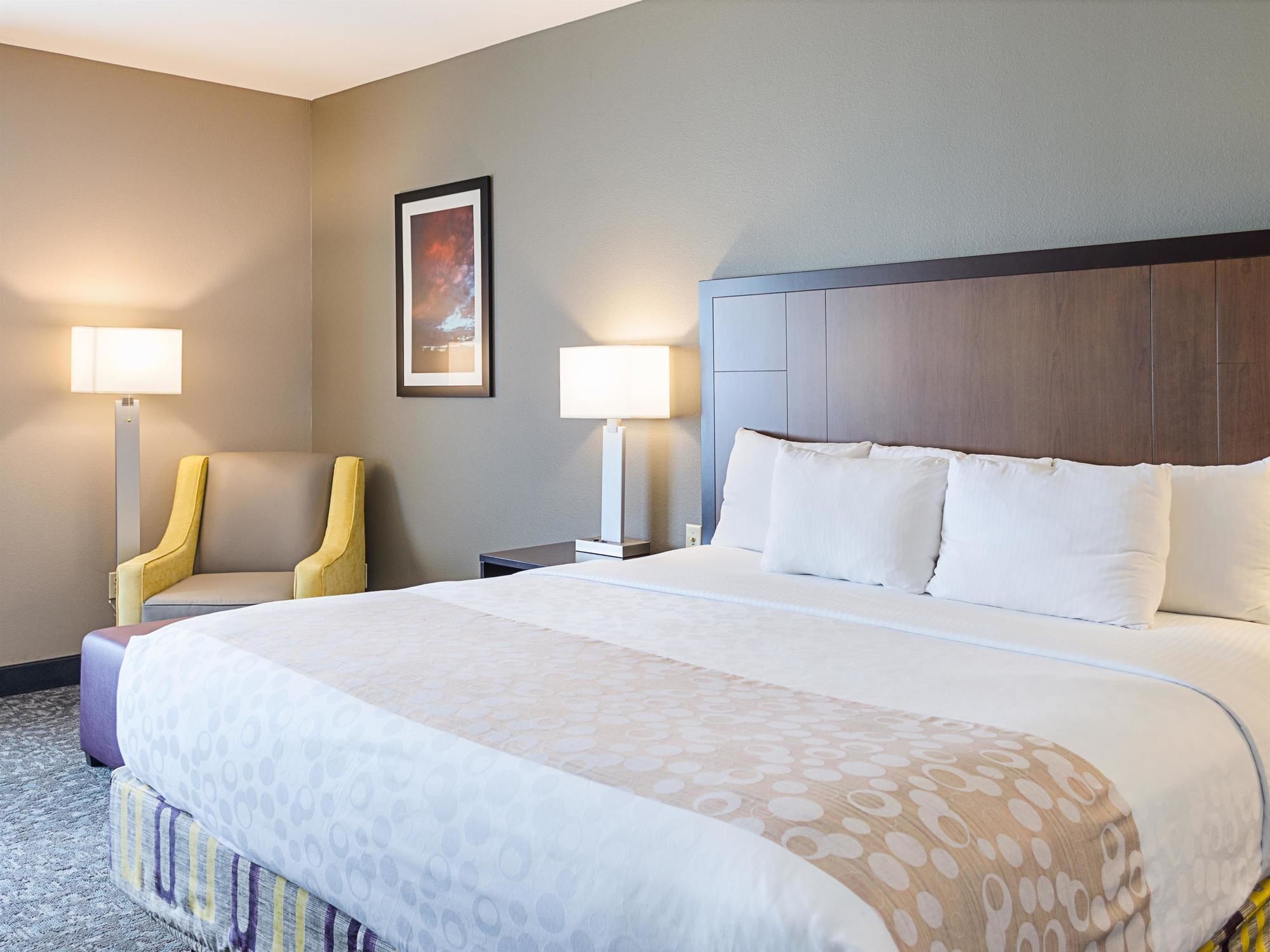 Фото La Quinta Inn & Suites by Wyndham Biloxi