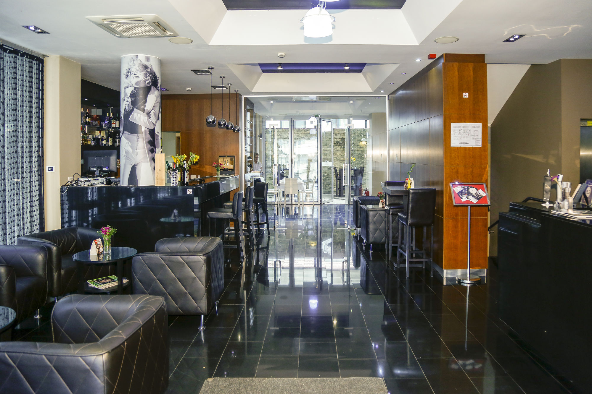 Фото Hotel Dolce International