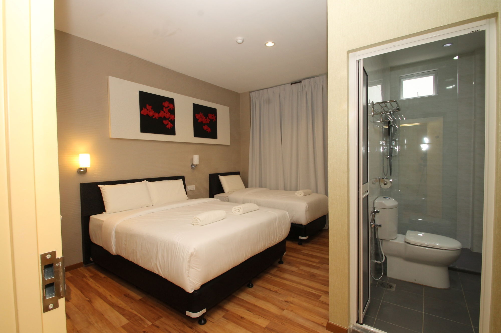 Фото Ipoh Boutique Hotel