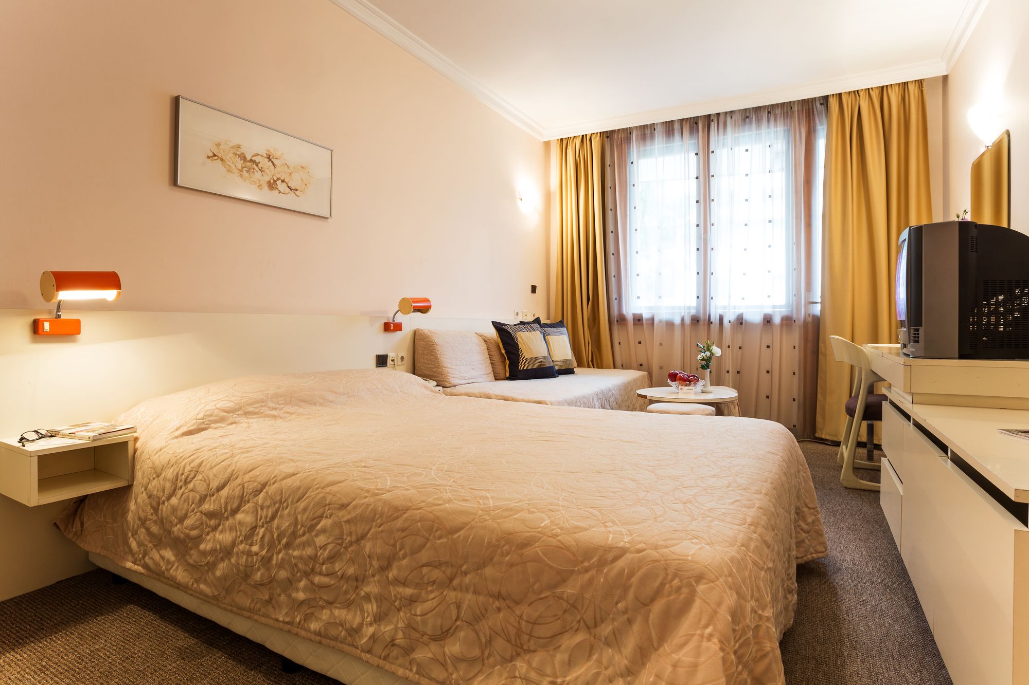 Фото Hotel Geneva