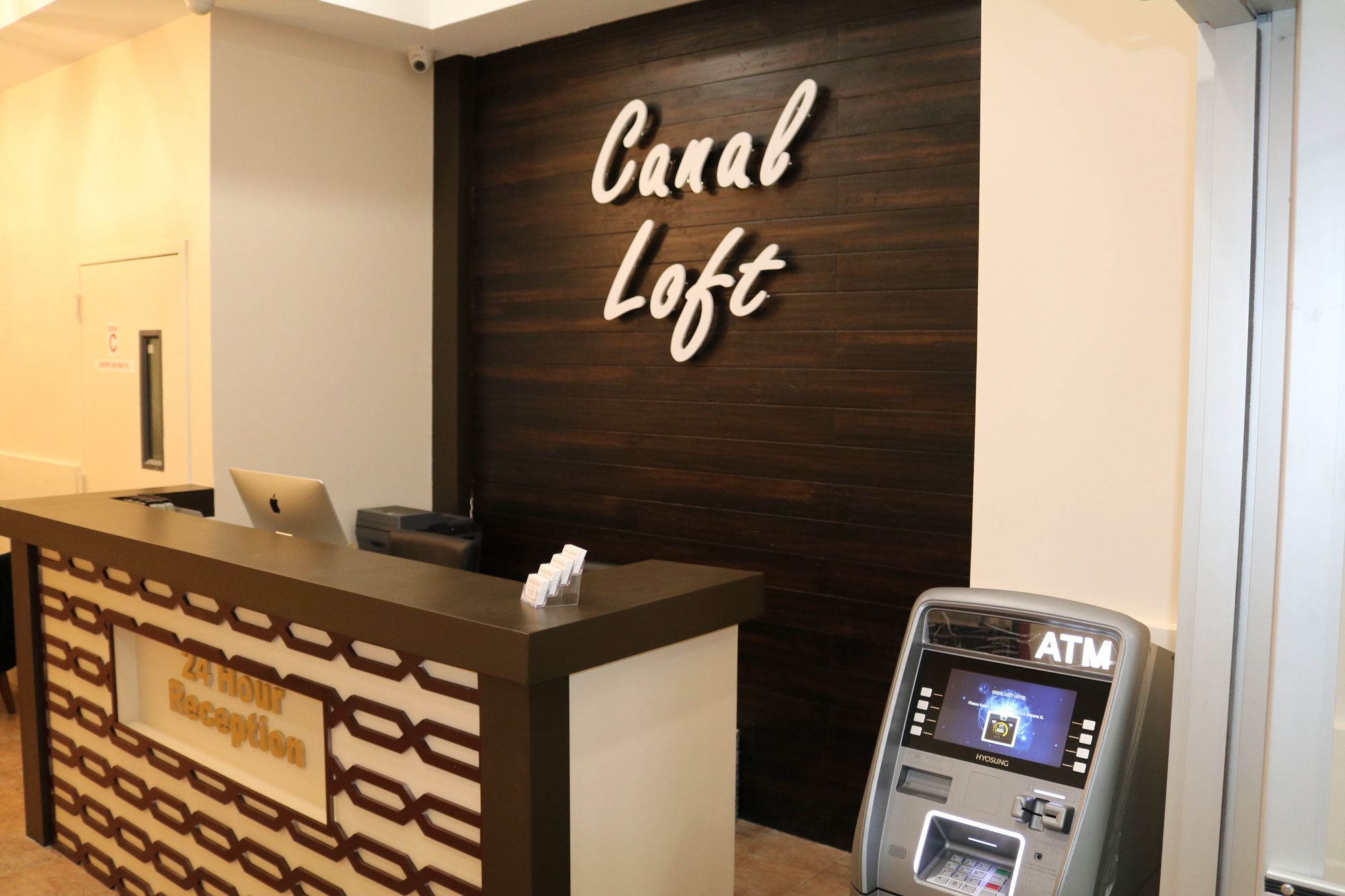 Фото Canal Loft Hotel