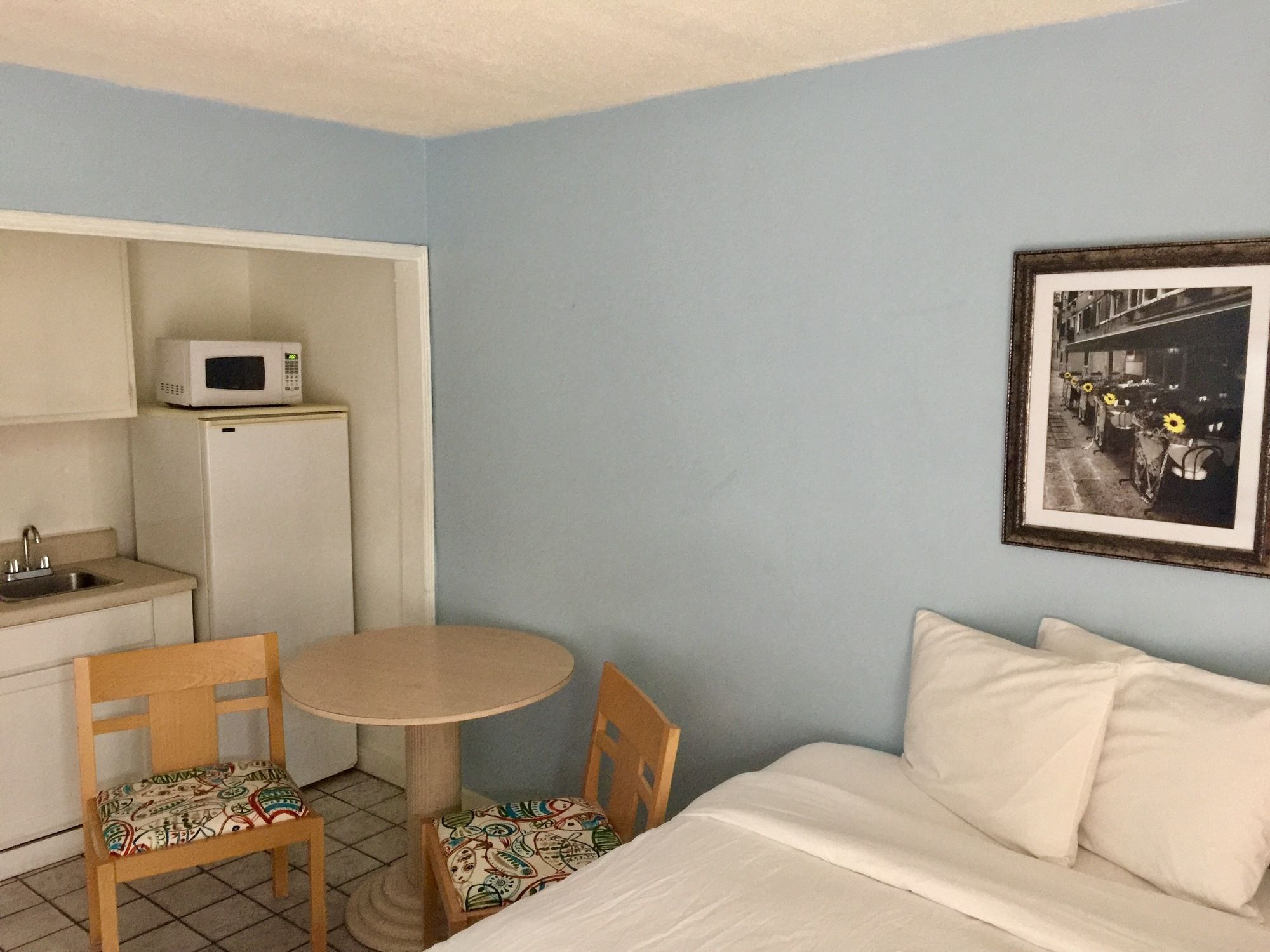 Фото The St Maurice Beach Inn