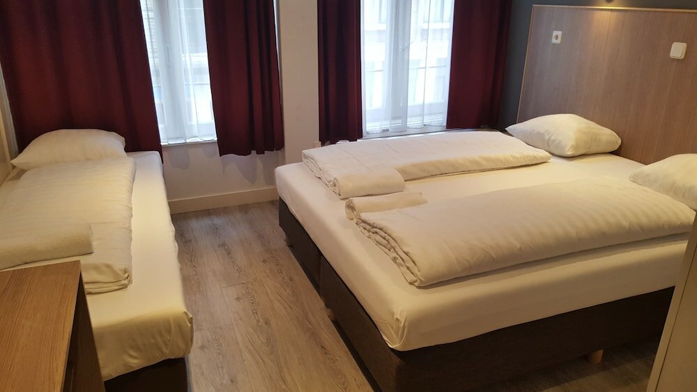 Фото Hotel Old Quarter