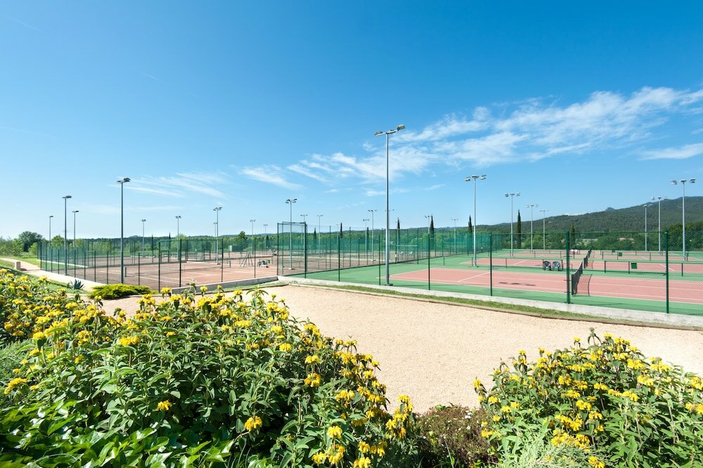 Фото Hotel Mas Solà