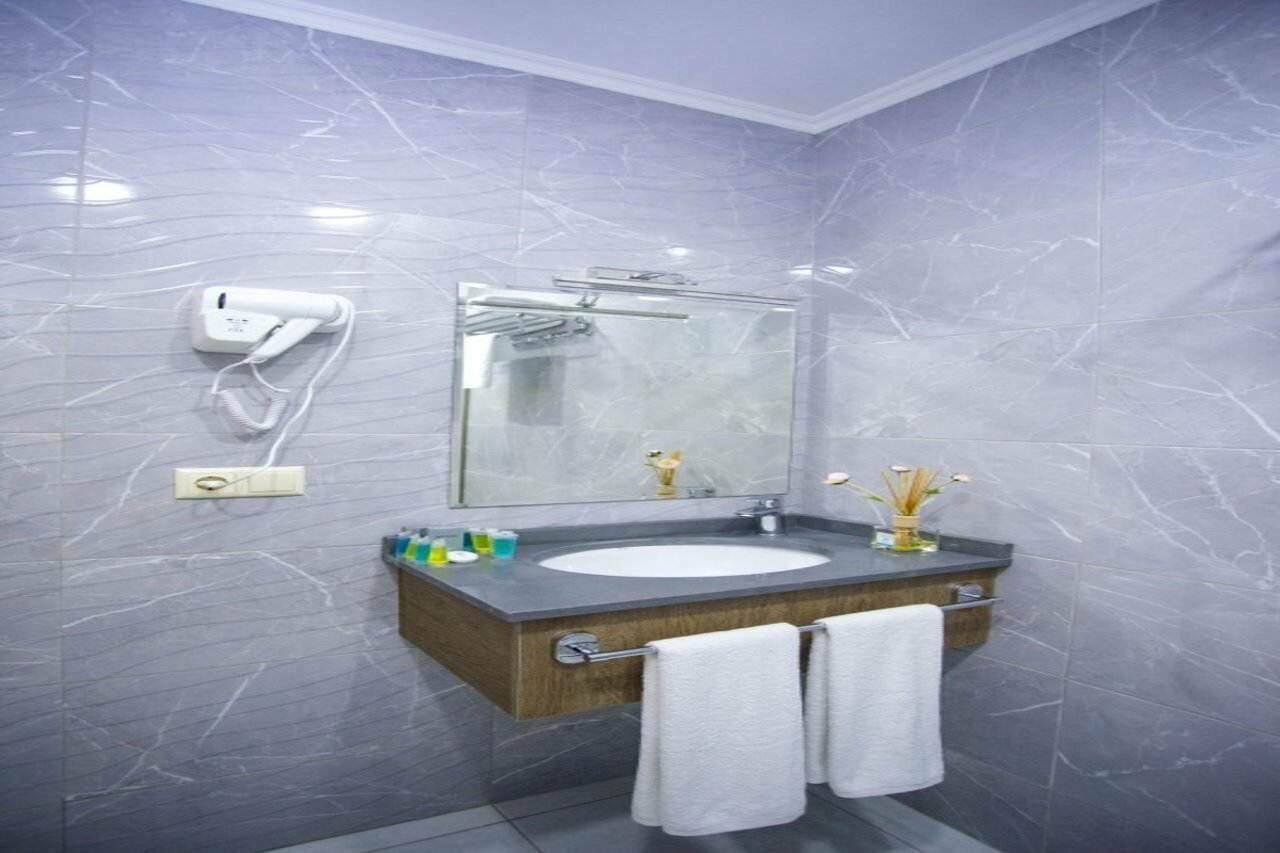 Фото Aqua Hotel & Apartments Batumi