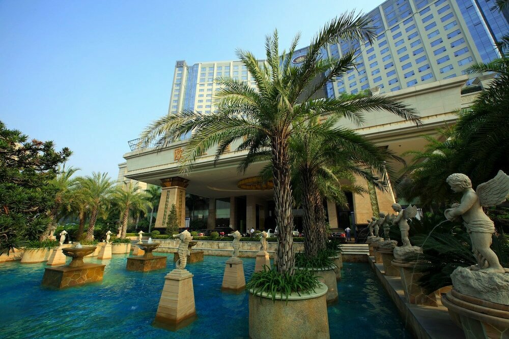 Hotel Eurasia international hotel, Dongguan, photo