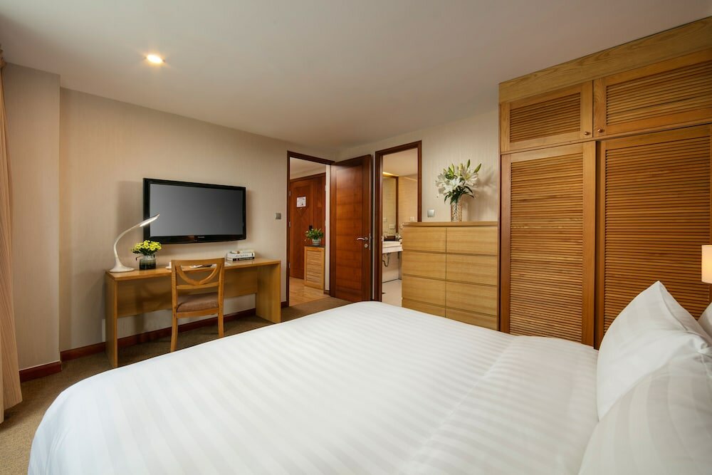 Фото La Casa Hanoi Hotel