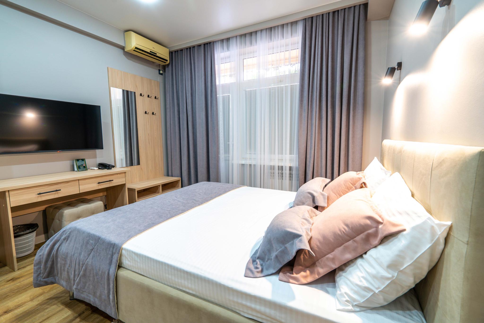 Фото Грейс Наири