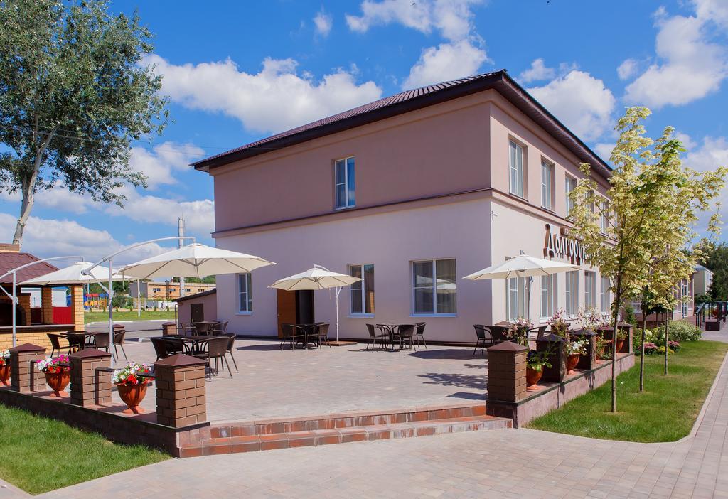 Фото отеля 2