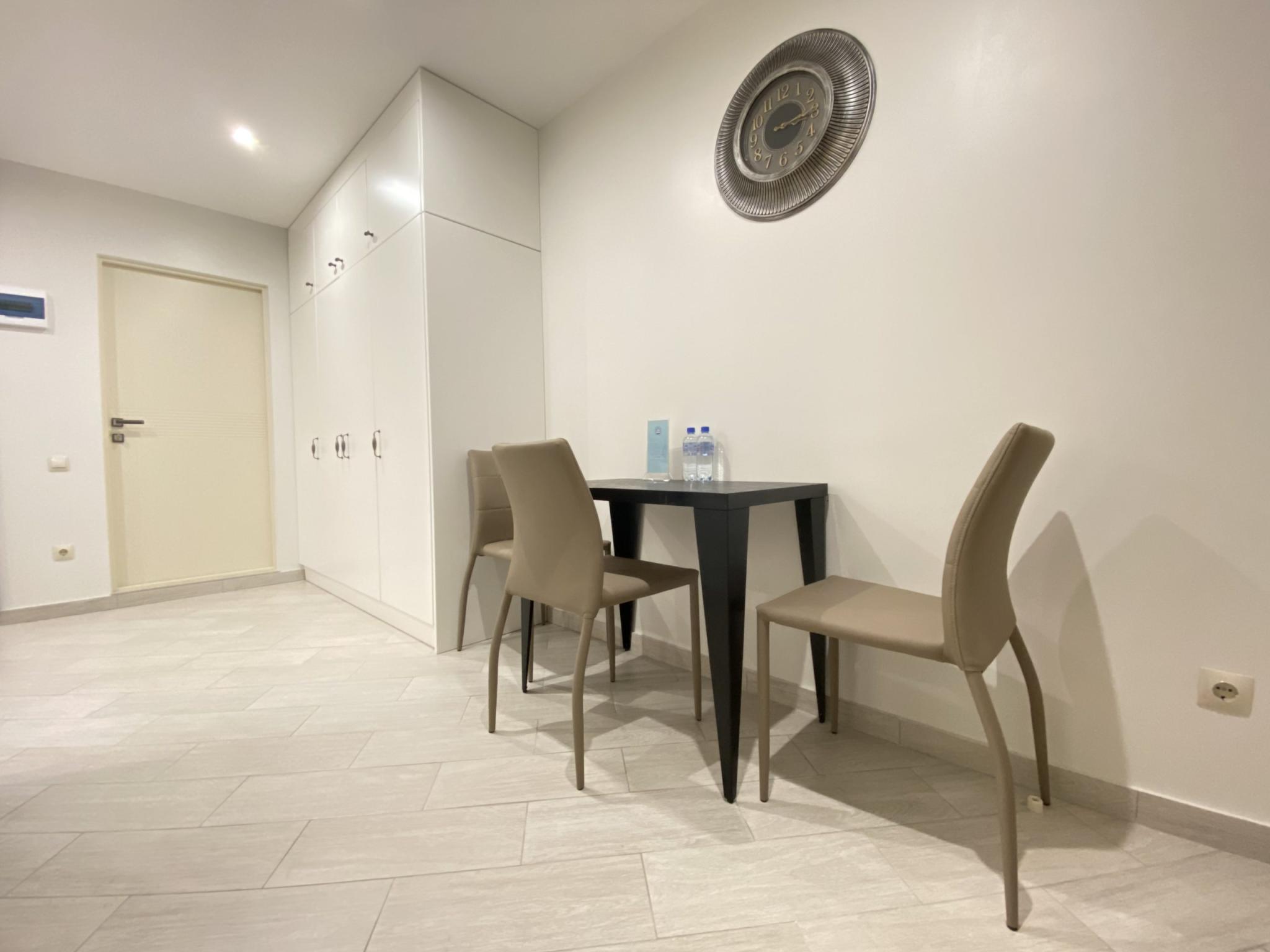 Фото Aloft Apart Hotel