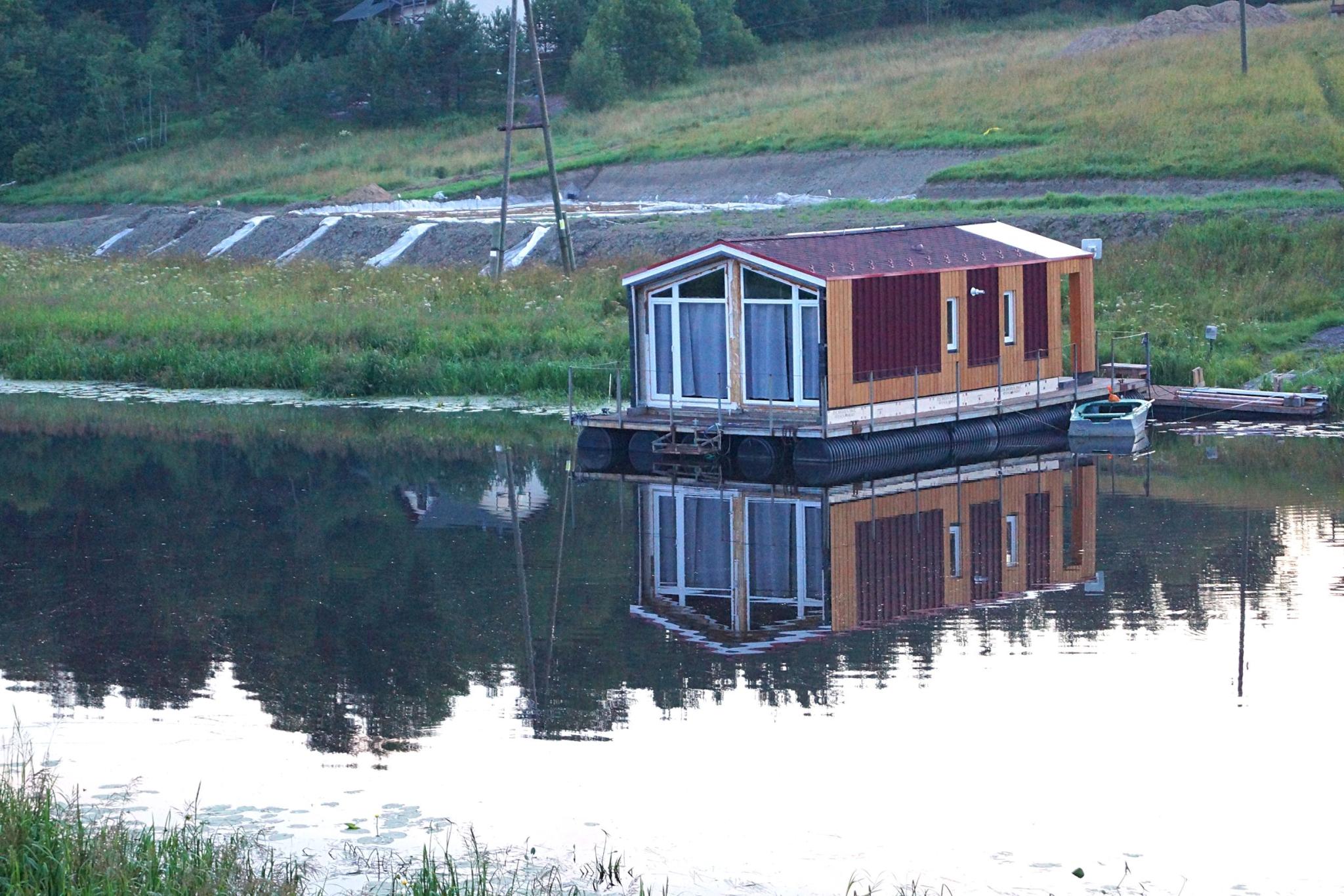 Фото Дом на воде