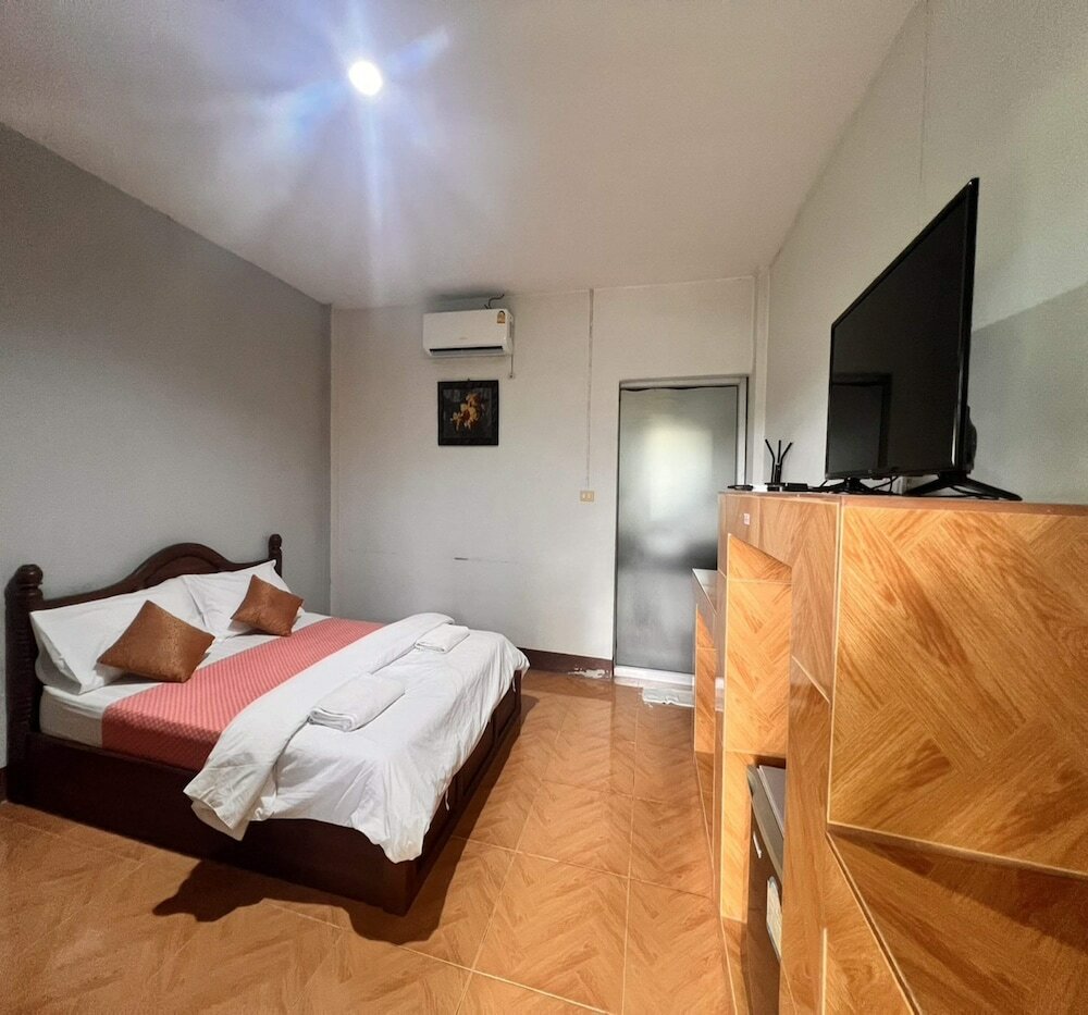 Фото Oyo 75517 Mananchaya Resort