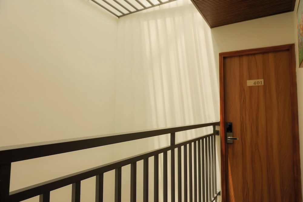 Фото Lanura Saigon Boutique Hotel