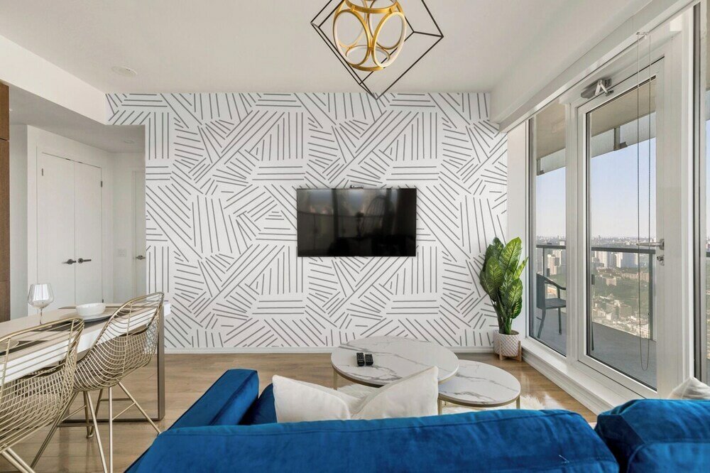 Фото Bonvoy Suites Eaton Centre