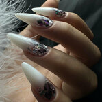 Crazy nails (Buqar Jyraý býlvary, 62Б), estudio de manicura