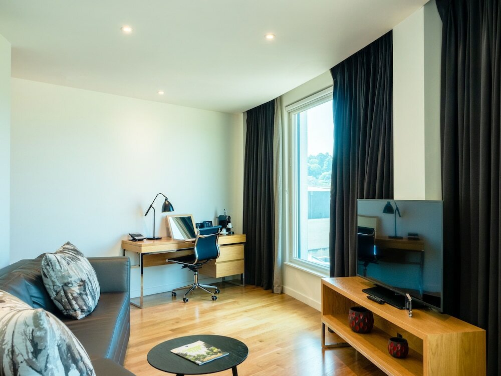 Фото Apex City of Bath Hotel