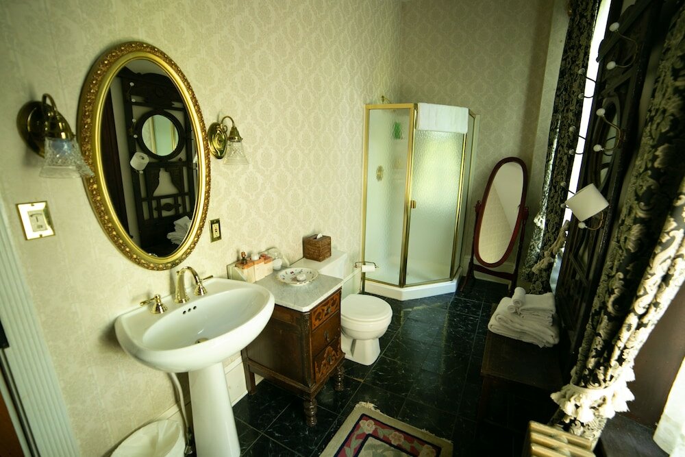 Фото Faunbrook Bed & Breakfast