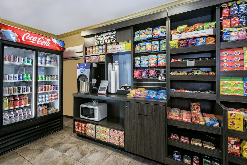 Фото Candlewood Suites Galveston, an Ihg Hotel