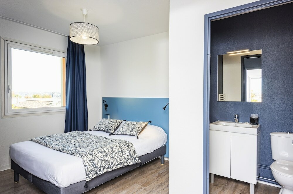 Фото Ténéo Apparthotel Bordeaux - Gare Saint Jean	