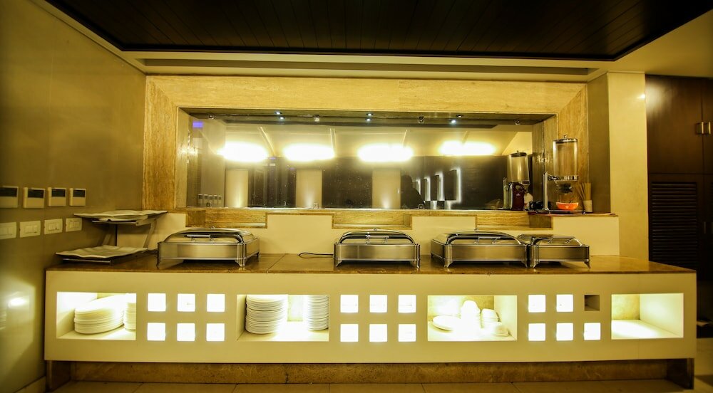 Фото The Prime Balaji Deluxe at New Delhi Railway Station