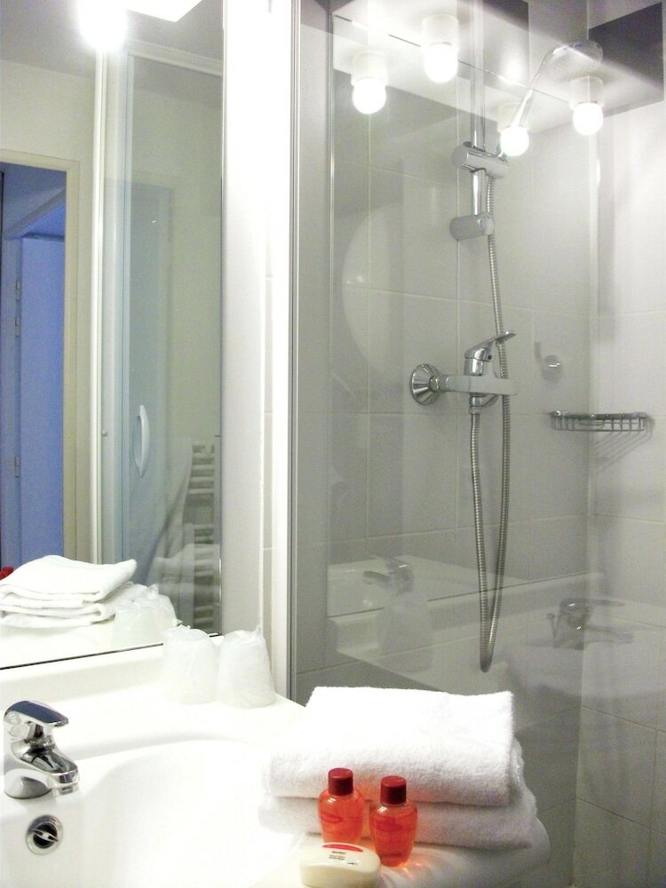 Фото Séjours et Affaires Angers Atrium