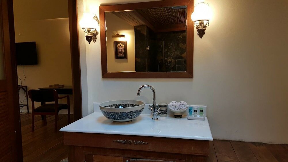 Фото Teakwood Villa