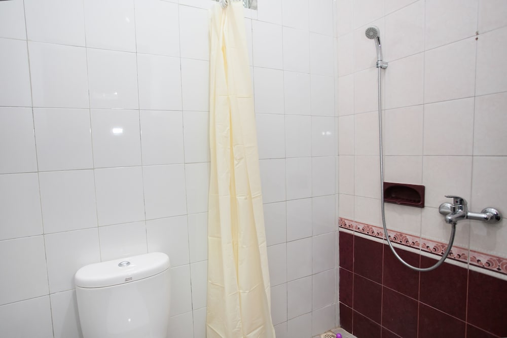 Фото RedDoorz near Brawijaya University