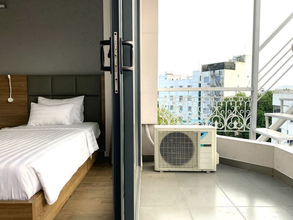 Фото Royal Dragon Boutique Hotel