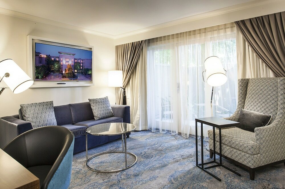 Фото Hotel Amarano Burbank - Hollywood