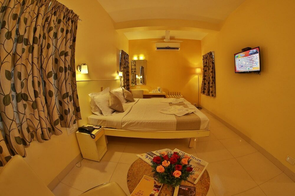 Фото Hotel Pandian