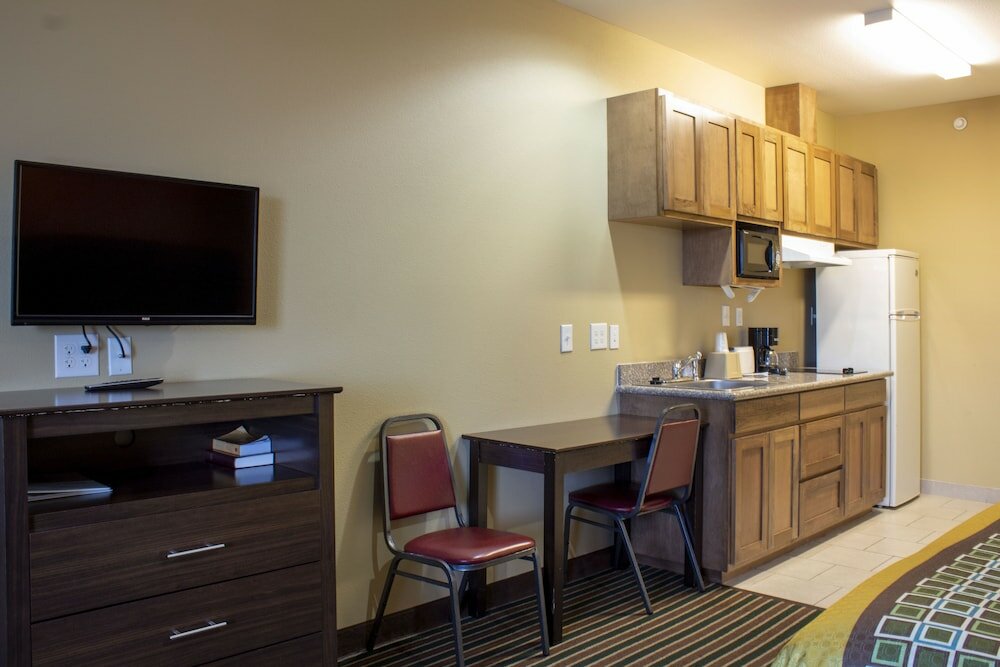 Фото The Bungalows Hotel & Event Center