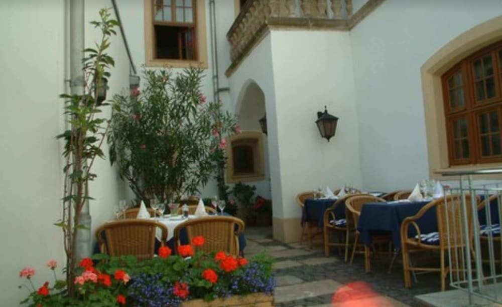 Фото Romantik Hotel Tuchmacher