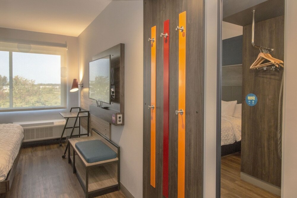 Фото Tru by Hilton Norfolk Airport