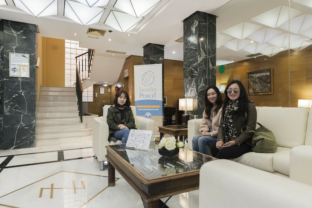 Фото Hotel Porcel Navas