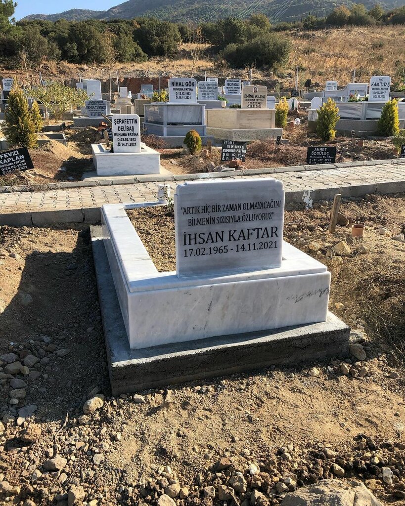 Production of tombstones Ülkem Marble, Izmir, photo
