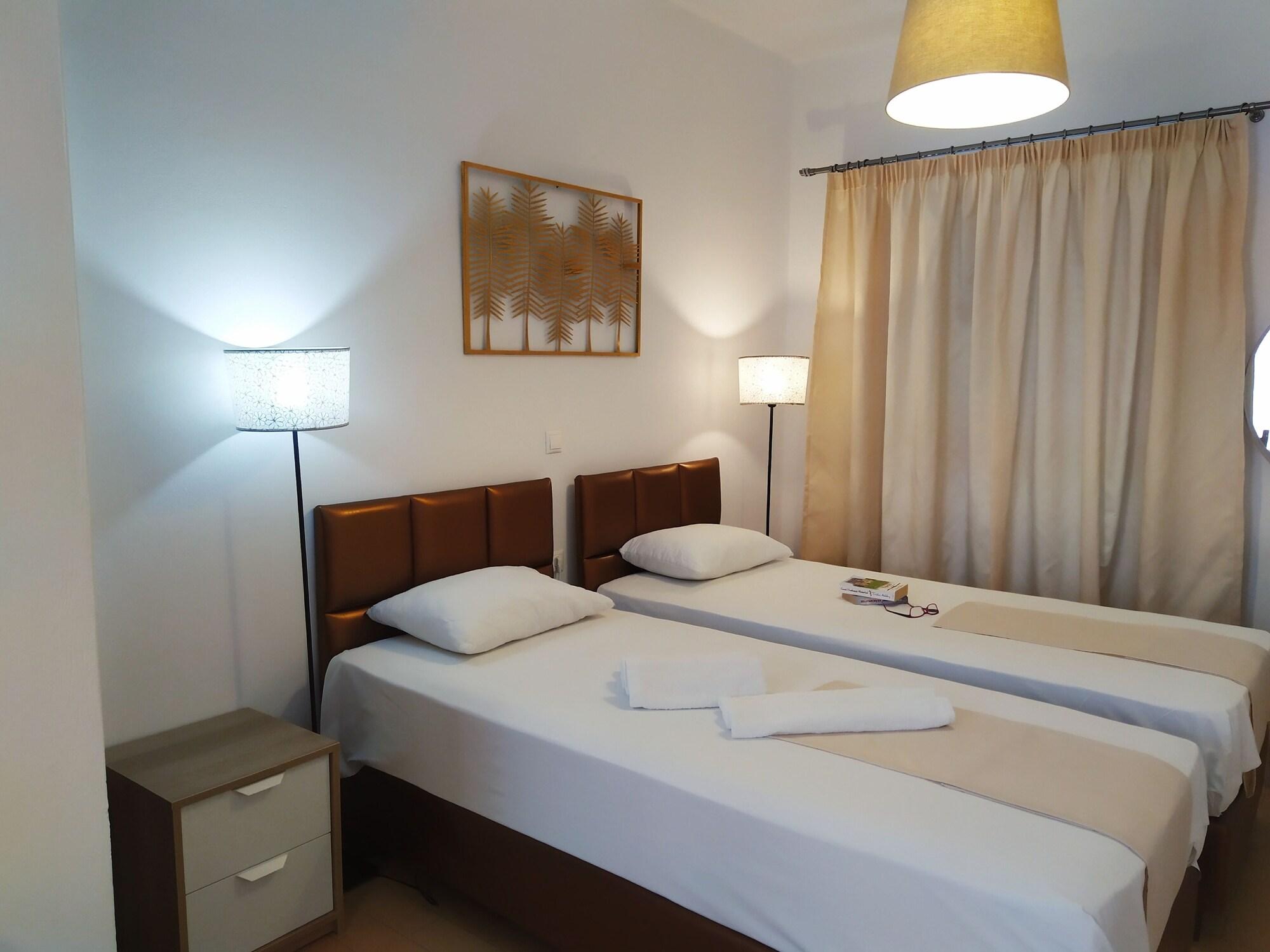 Фото Aronis Apartments