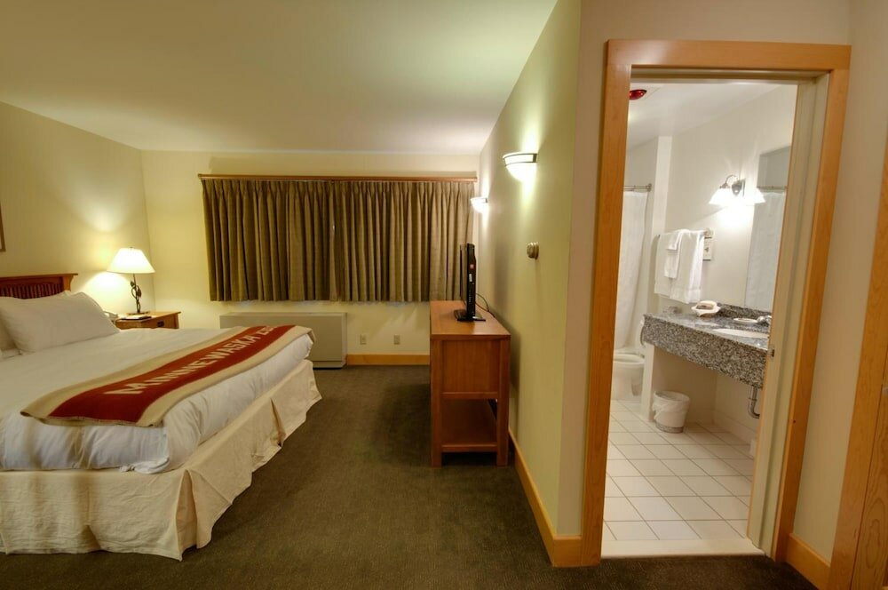 Фото Minnewaska Lodge