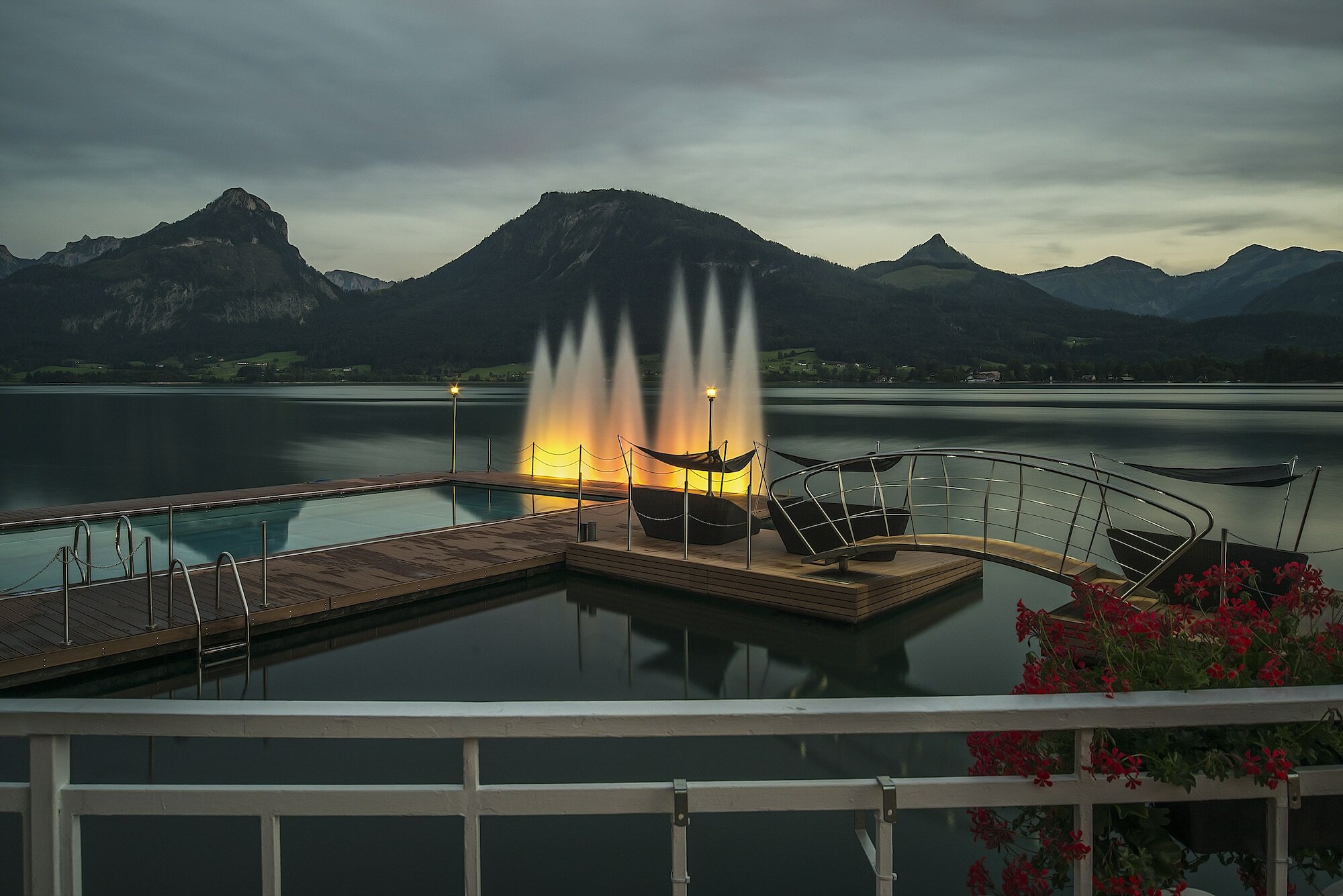 Фото Romantik Residenz Ferienwohnungen Hotel Im Weissen Rössl
