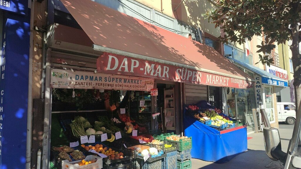 Windows Pimapen, Istanbul, photo