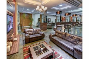 Гостиница Foz Presidente Comfort Hotel
